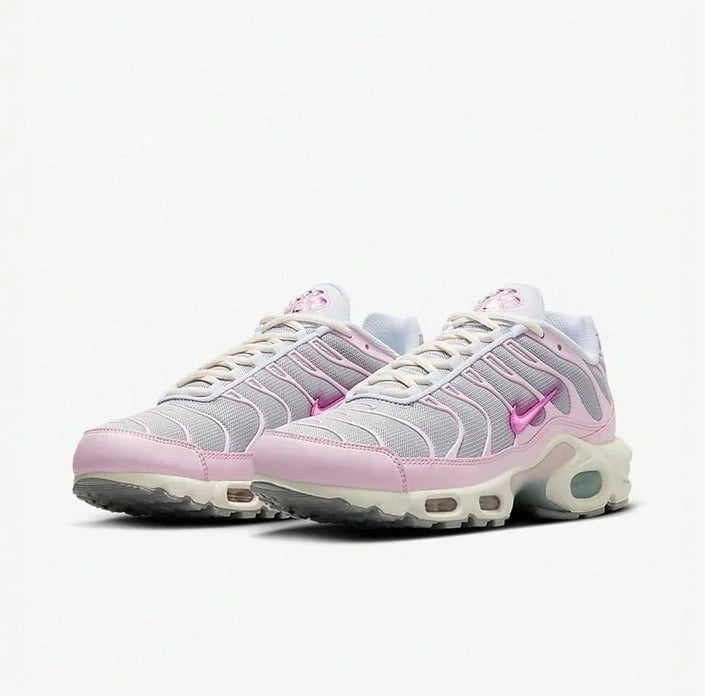 Wmn's Air Max Plus - Paw Print