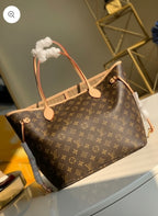 Louis Vuitton Leather Iconic Tote Bag